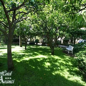 https://villa-degli-aranci.hotelitalianriviera.com