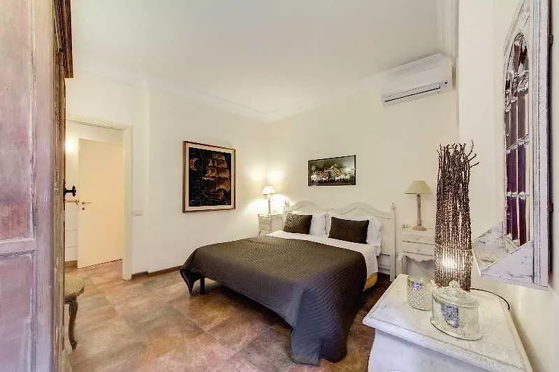 Aparthotel Campo De Fiori Relais Roma